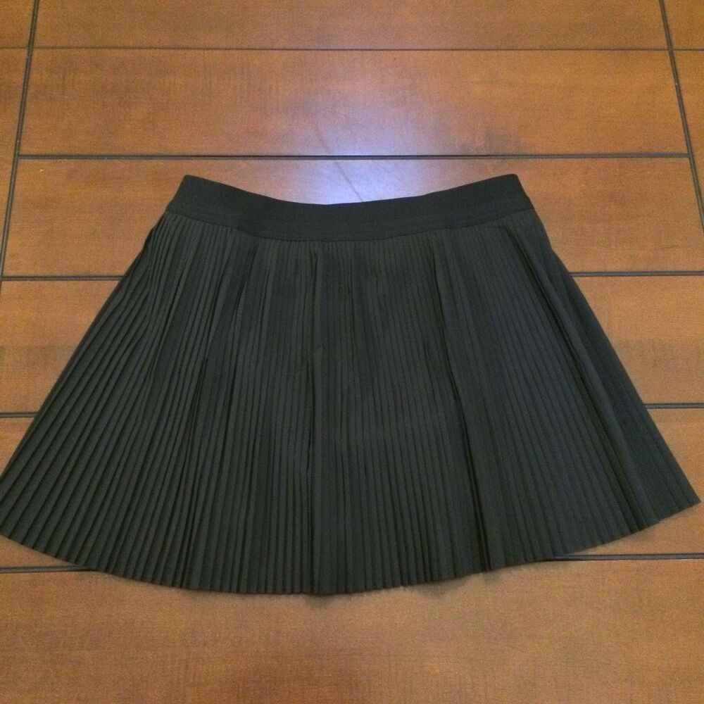 NWT Old Navy pleated skort large black